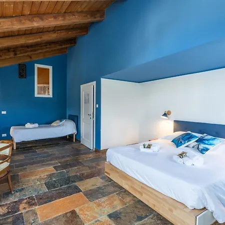 In Plait Couette-café